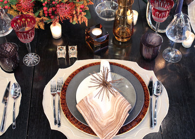 The Best Holiday Hosting Tips for Engaged and Newlywed Couples